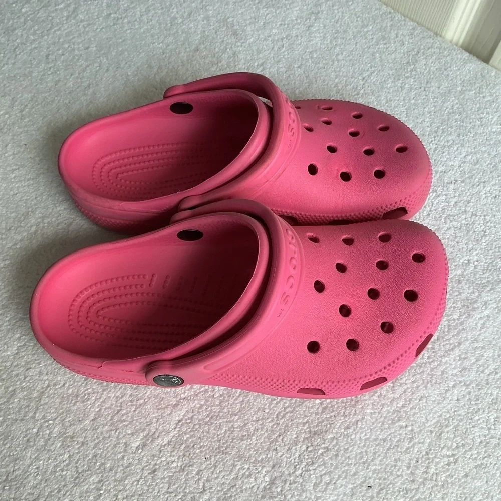 CROCS Kids Vibrant Pink Sandals
